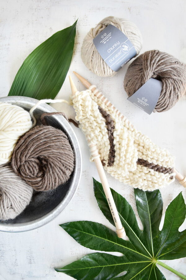 Durable Chunky Wool brei- en haakgaren 326 Ivory - Afbeelding 4